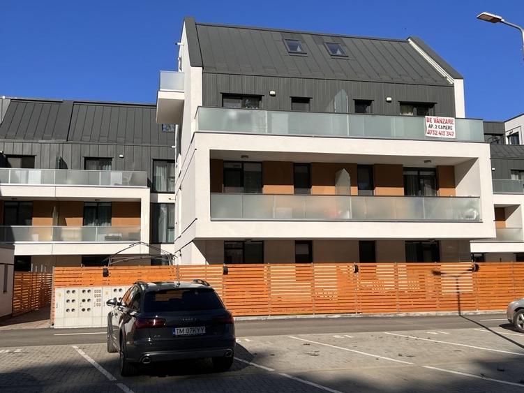 Apartament cu 2 camere decomandat în Lipovei