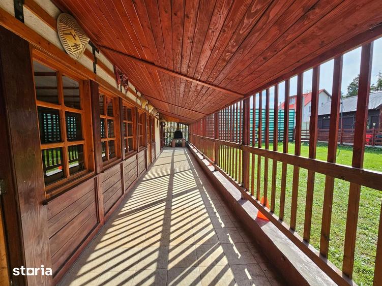 Casă cu Teren 1176 Mp în Central