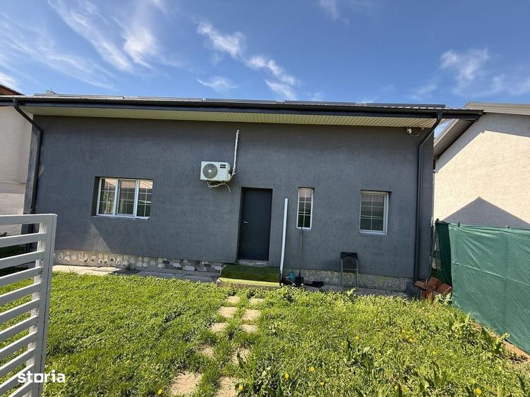 Casă cu 3 camere cu Teren 400 Mp în Central