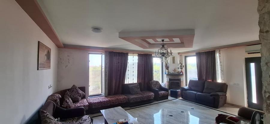 Casă cu 5 camere cu Teren 215 Mp în Mogoșoaia