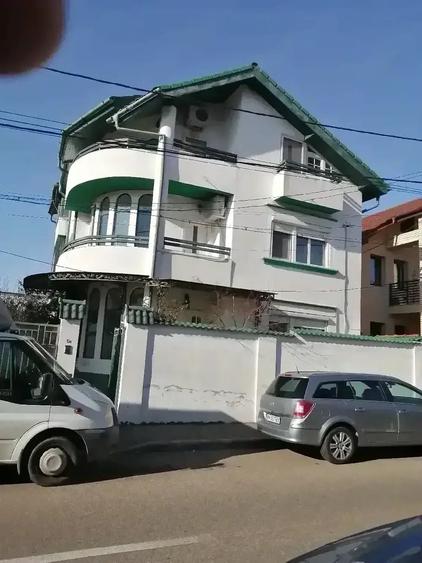 Casă cu 3 camere cu Teren 120 Mp în Exterior Vest