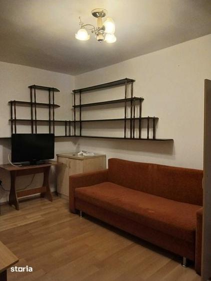 Garsonieră în Intim