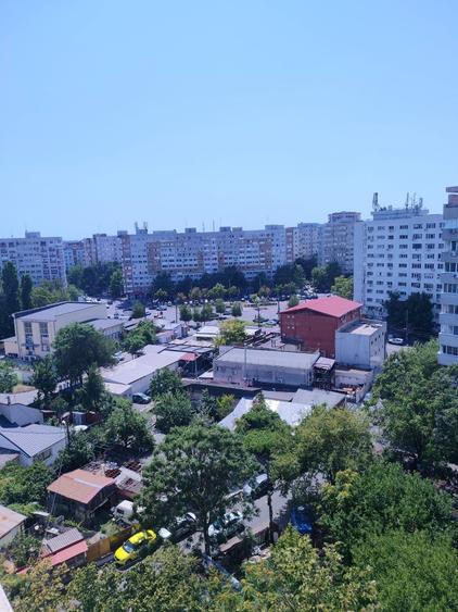 Apartament cu 2 camere semidecomandat în Dristor