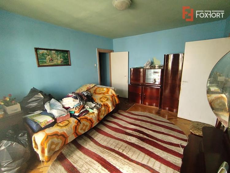Apartament cu 2 camere semidecomandat în Dâmbovița