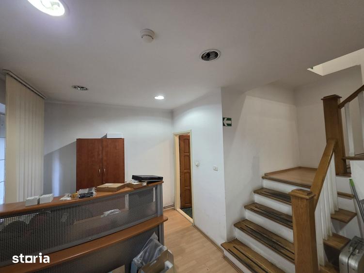 Spațiu comercial, de 150 mp, în Grivița