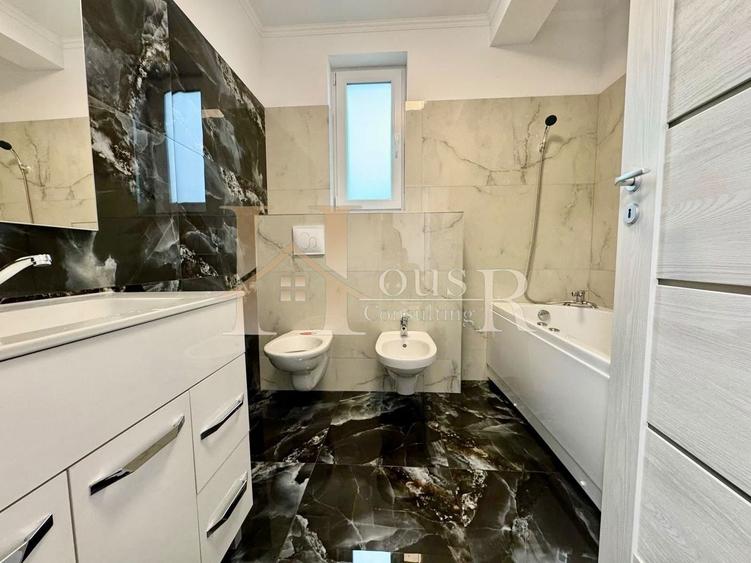 Duplex cu 4 camere cu Canalizare în Dumbrăvița