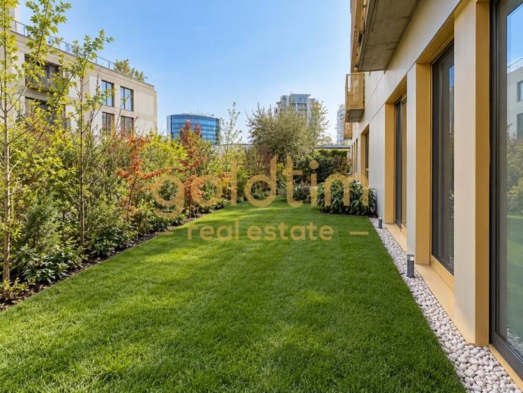 Apartament cu 3 camere semidecomandat, mobilat în Aviației