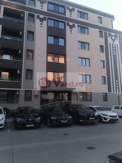 Apartament cu 2 camere semidecomandat, mobilat în Micro 17