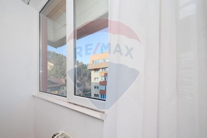Apartament cu 2 camere decomandat, mobilat în Răcădău