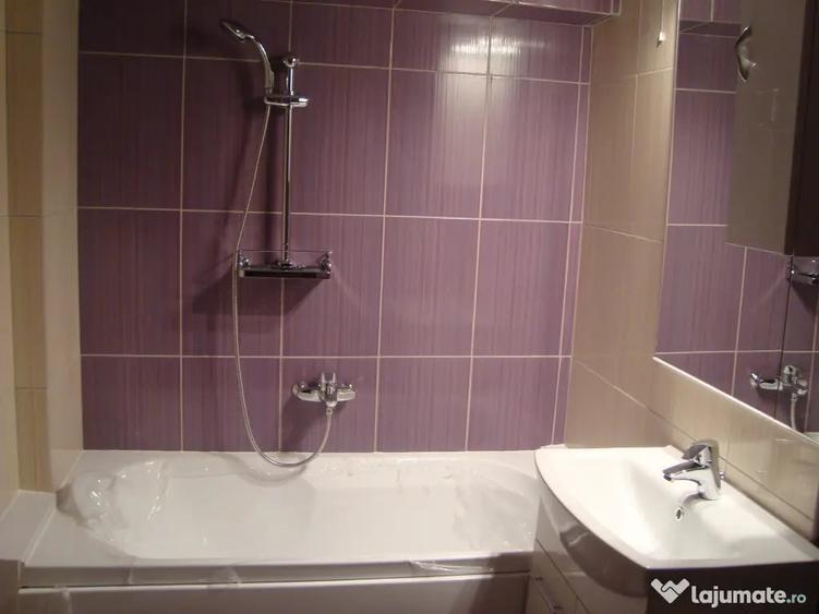Apartament cu 4 camere decomandat în Complex Studențesc