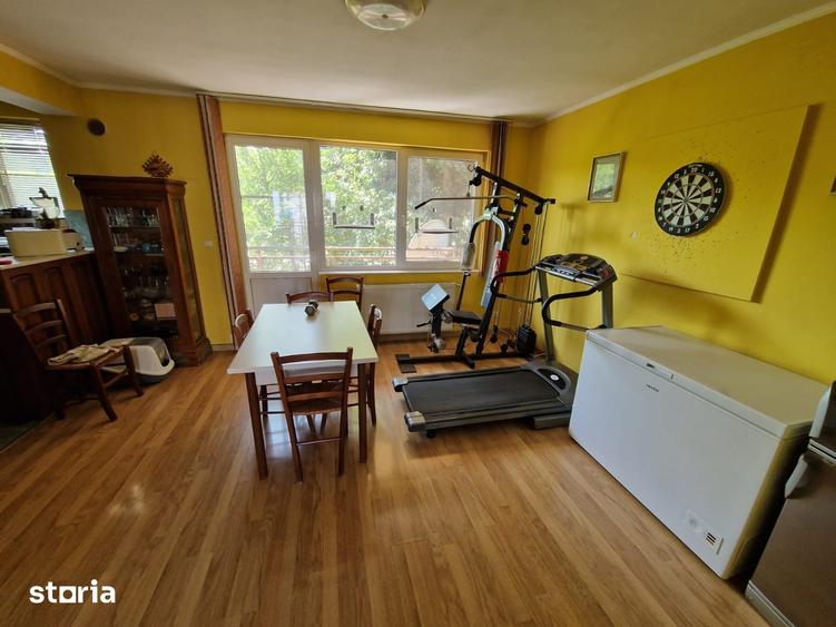 Apartament cu 4 camere în Bună Ziua