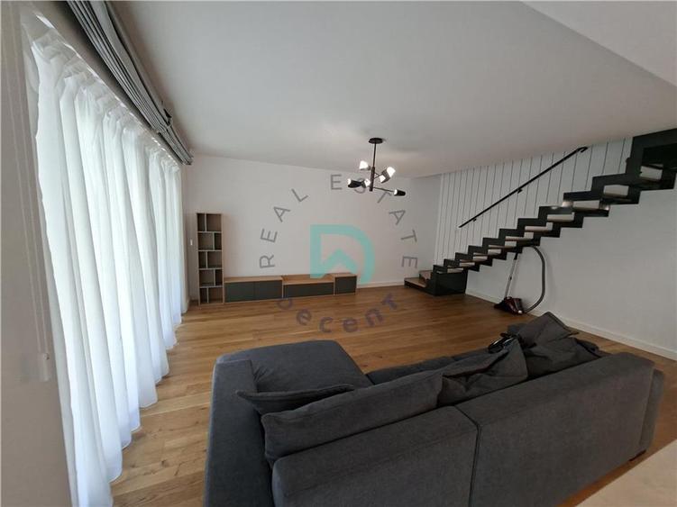 Apartament cu 3 camere decomandat în Drumul Poienii