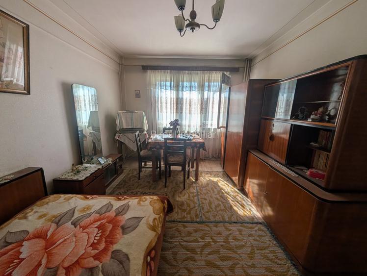Apartament ultracentral etaj 2