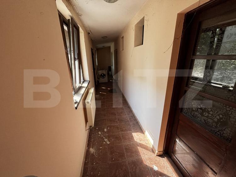 Casă cu 3 camere cu Teren 200 Mp în Central
