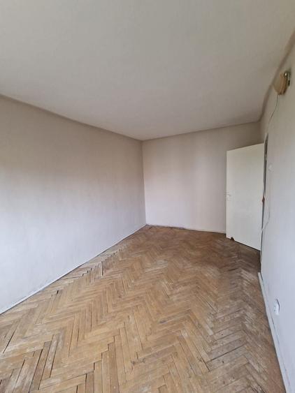 Apartament cu 2 camere semidecomandat în Șagului
