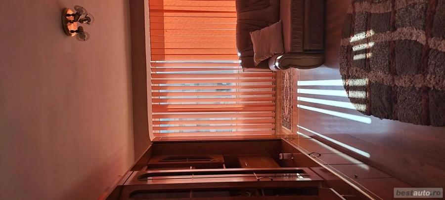 Apartament cu 3 camere decomandat în Bozovici