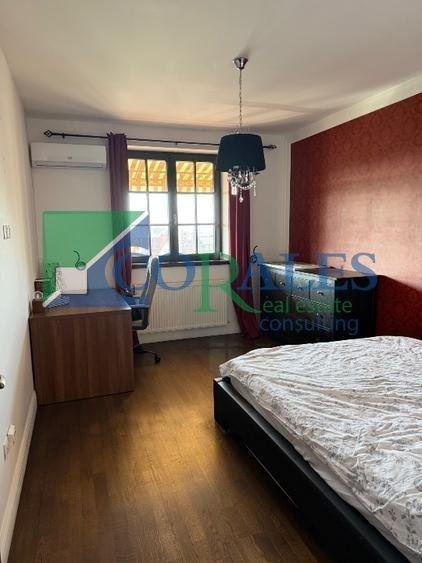 Apartament cu 3 camere decomandat, mobilat în Ronaț