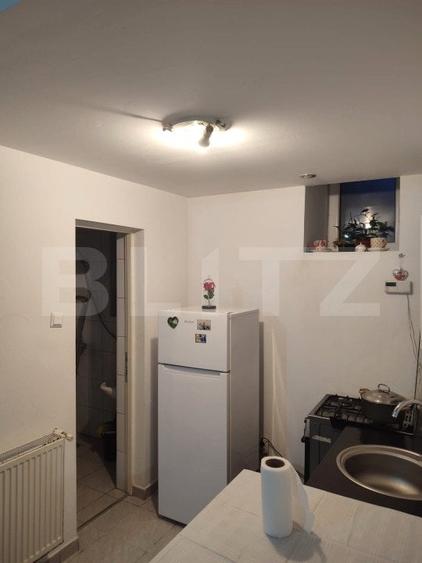 Apartament cu 2 camere semidecomandat, mobilat în Semicentral