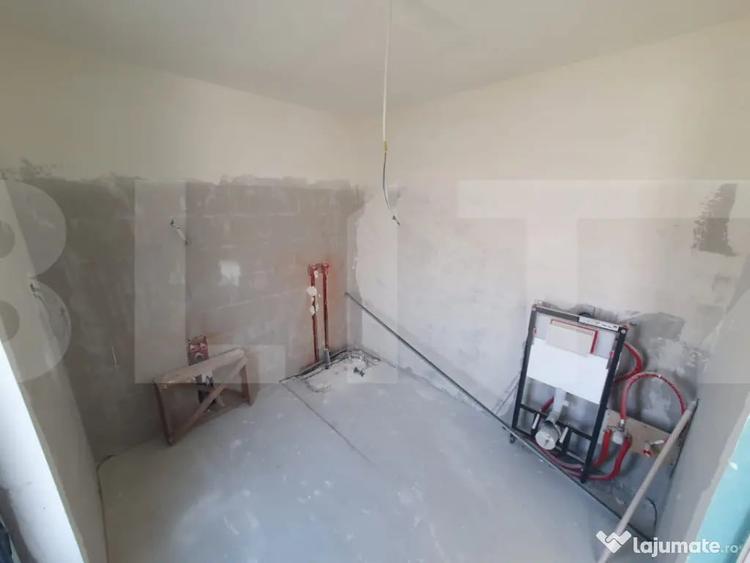 Casă cu 5 camere cu Teren 604 Mp în Giarmata