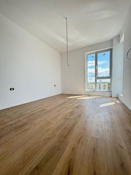 Apartament cu 2 camere semidecomandat în Moșnița Nouă