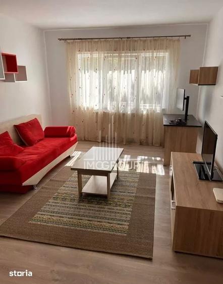 Apartament 2 camere, cu balcon si parcare, la etajul 1, zona strazii J - 5