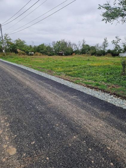Teren de 1378 mp, în Ion Roată