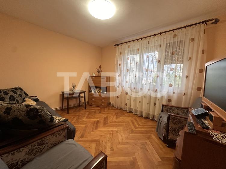 Apartament cu 2 camere decomandat, mobilat în Mihai Viteazul
