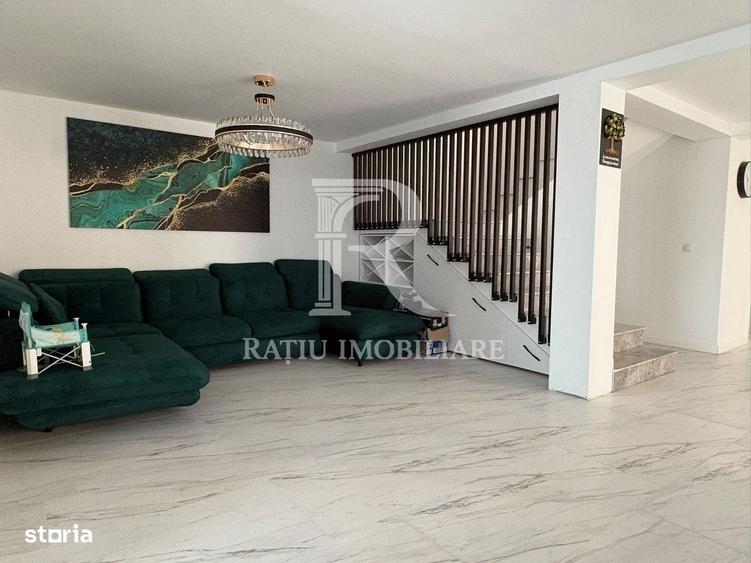 Casă cu 4 camere în Central