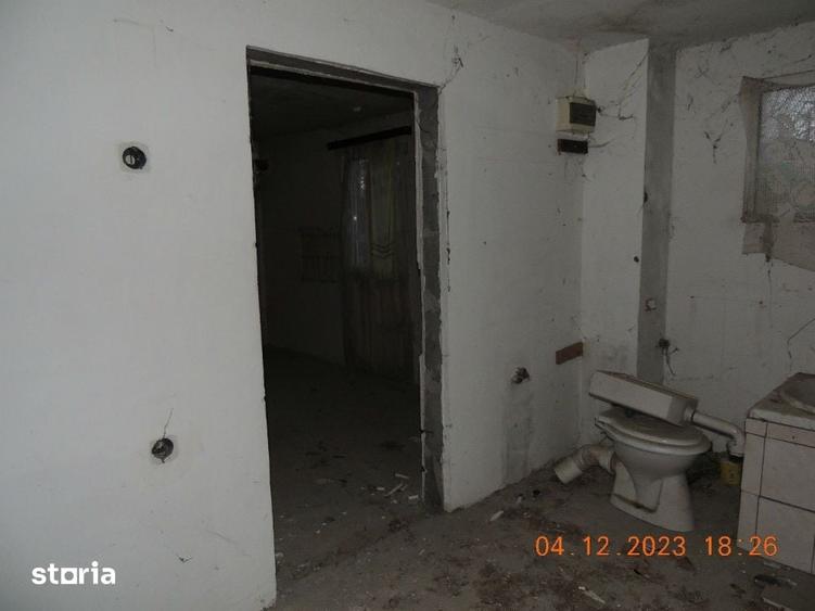 Casă cu 3 camere cu Teren 300 Mp în Crevedia
