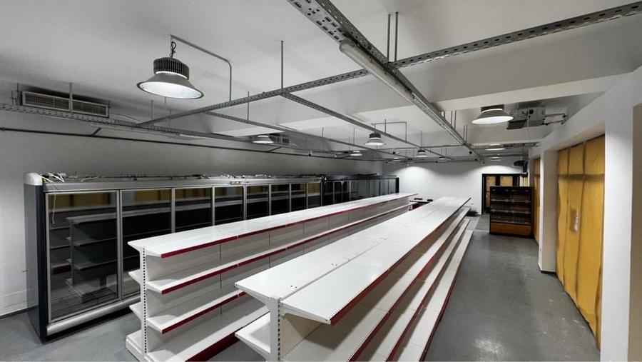 Spațiu comercial, de 350 mp, în Central