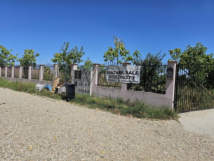 Teren Construcții intravilan de 347 mp, în Nord