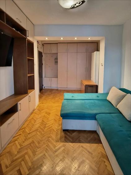 Proprietar | 56 mp | 2 camere + living | Cartierul Soarelui | Etaj 3 | 2 balcoane - 1