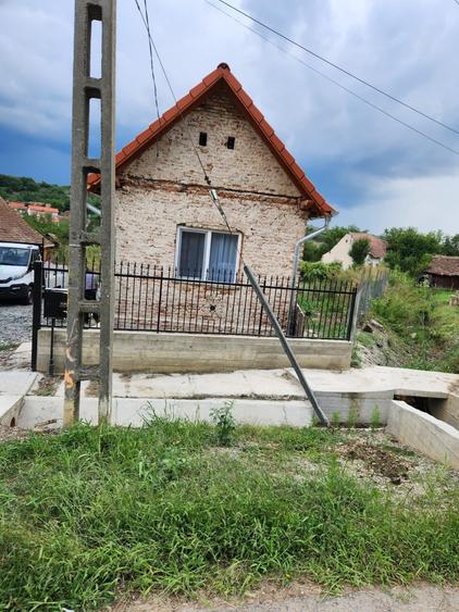 Vand casa sat Armeni comuna Loamnes - 5