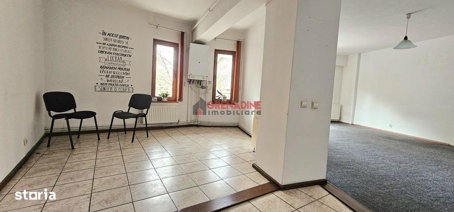 Apartament cu 2 camere decomandat în Centrul Civic