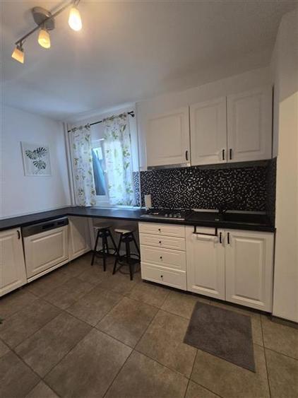 Apartament cu 2 camere semidecomandat, mobilat în Tineretului
