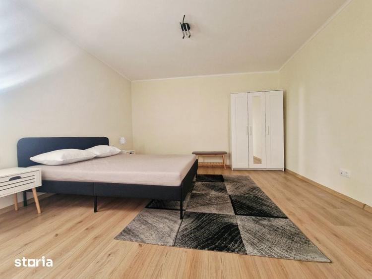 Casă cu 3 camere cu Canalizare în Plopilor