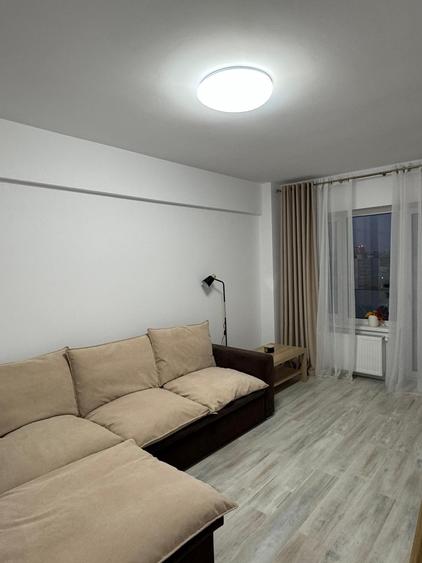 Apartament cu 2 camere decomandat în Podu Roș