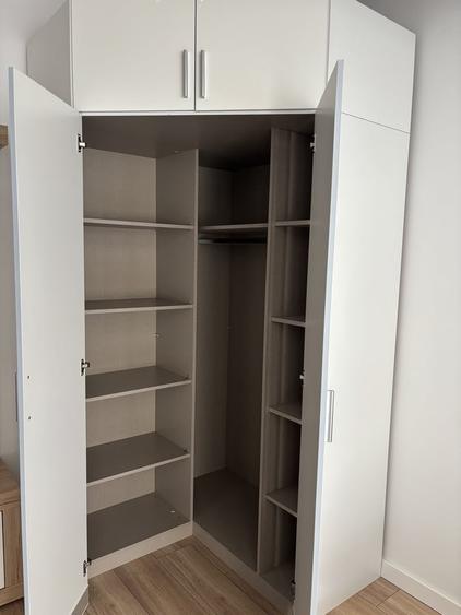 Apartament decomandat în Berceni