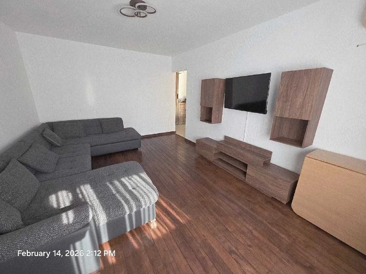 Apartament cu 3 camere decomandat, mobilat în Tomis Nord