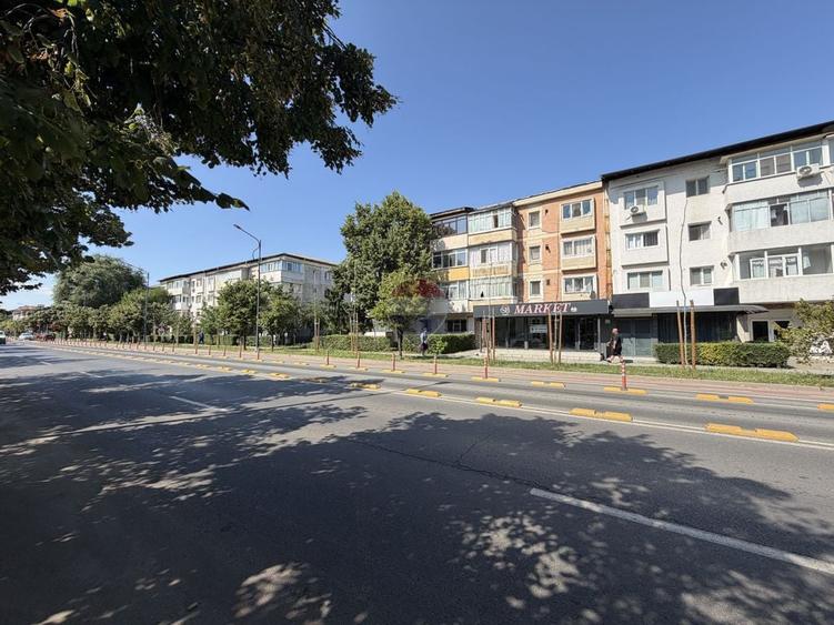 Spațiu comercial, de 61 mp, în Central