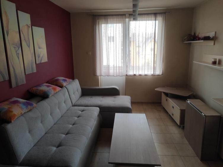 Ofer spre inchiriere ap 3 camere in zona centrala - 2