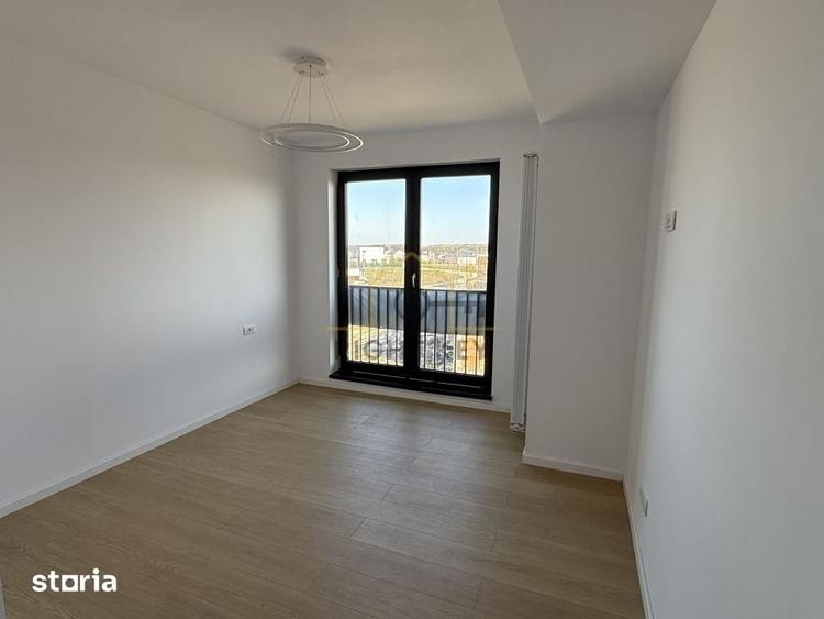 Casă cu 5 camere cu Teren 560 Mp în Tărtășești
