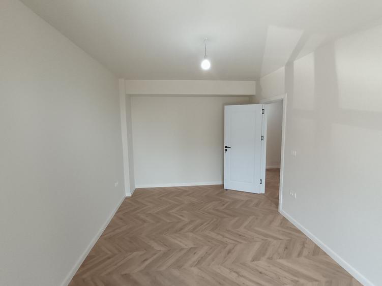 Apartament cu 2 camere decomandat în Valea Lupului