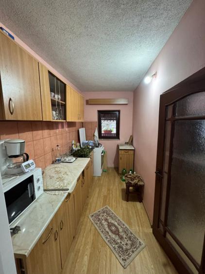 Casă cu 3 camere cu Teren 450 Mp în Lăpuș