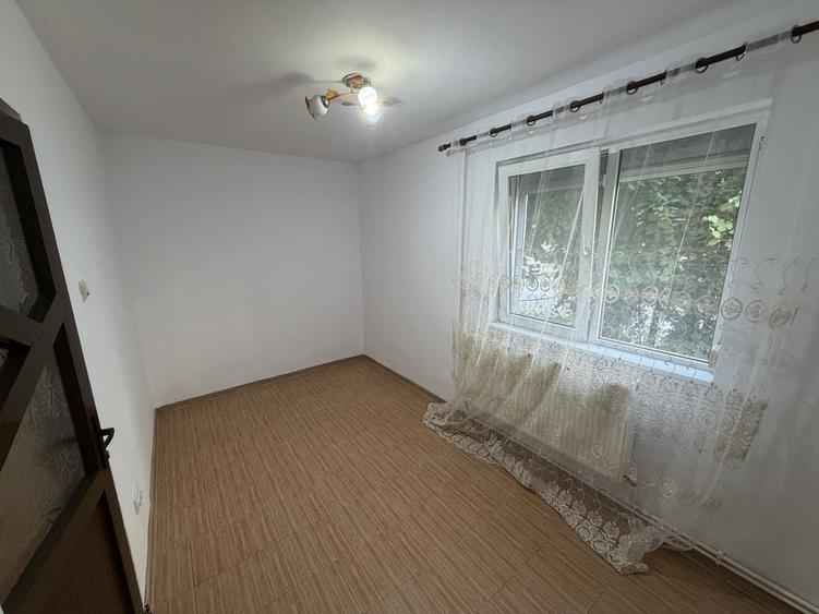 Vand apartament 2 cametr - 9