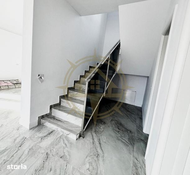 Casă cu 5 camere cu Teren 320 Mp în Central