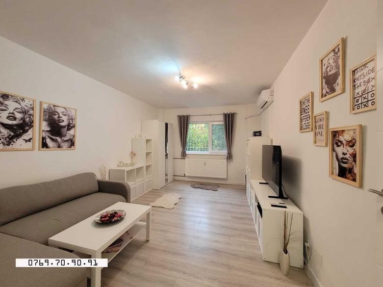 Casă cu 1 camere decomandat în Tineretului
