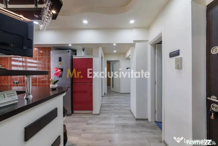 Apartament cu 3 camere decomandat în Prundu