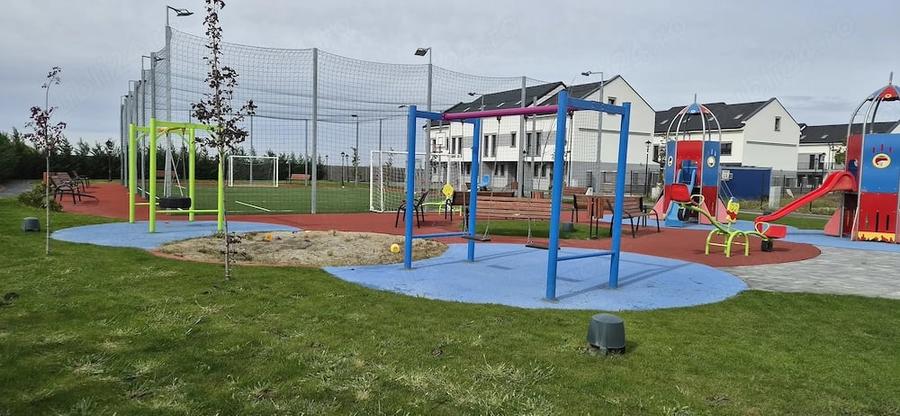 Casă cu 4 camere cu Teren 33 Mp în Mehala