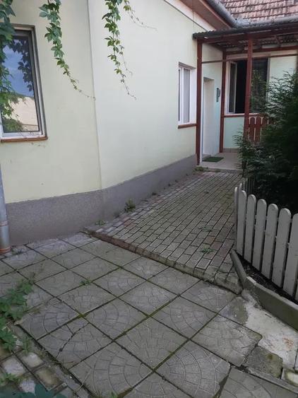 Casă individuală cu 3 camere cu Canalizare în Semicentral